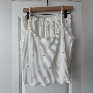 Waverles White Pearl tank and short set